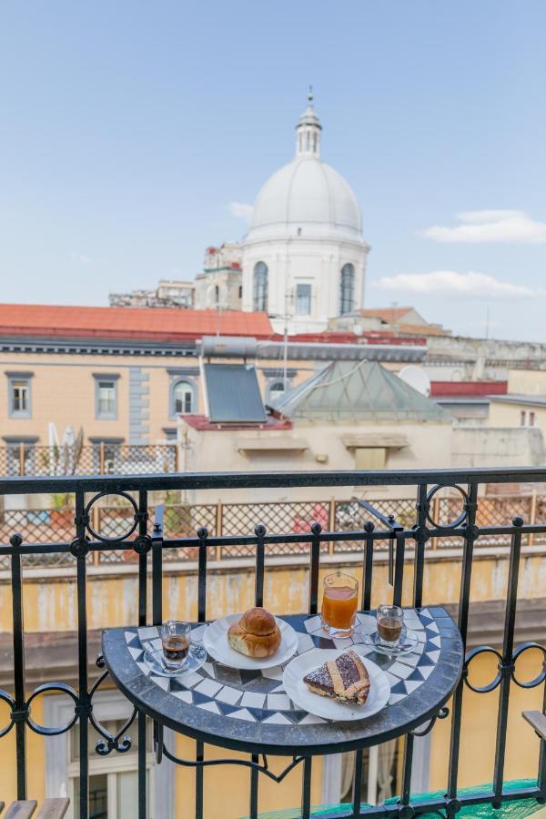 Blu Parthenope Suites Naples Extérieur photo