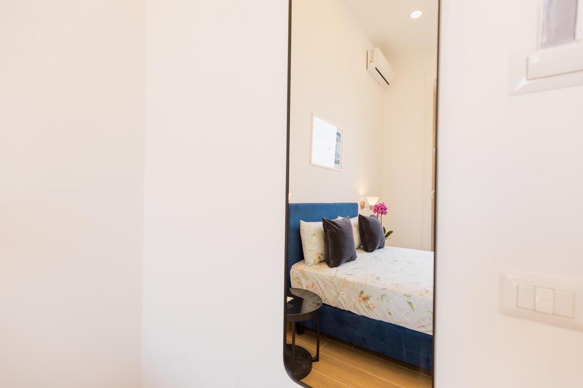 Blu Parthenope Suites Naples Extérieur photo