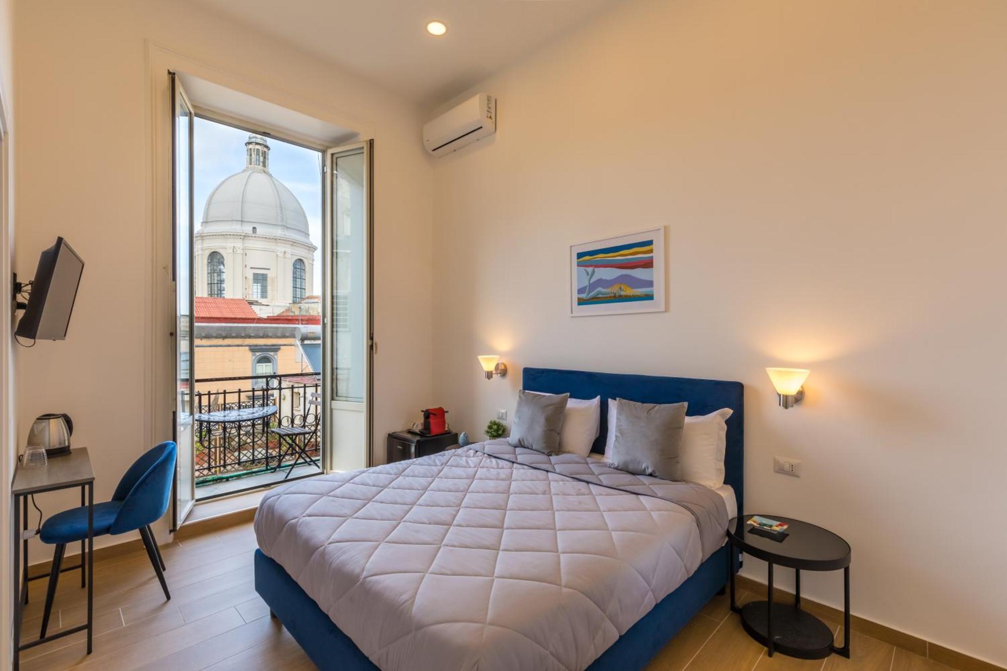 Blu Parthenope Suites Naples Extérieur photo