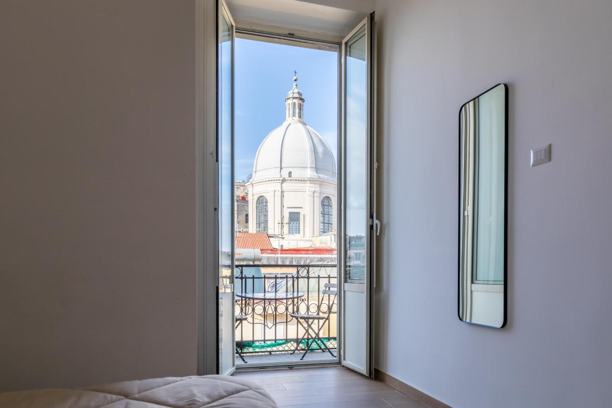 Blu Parthenope Suites Naples Extérieur photo