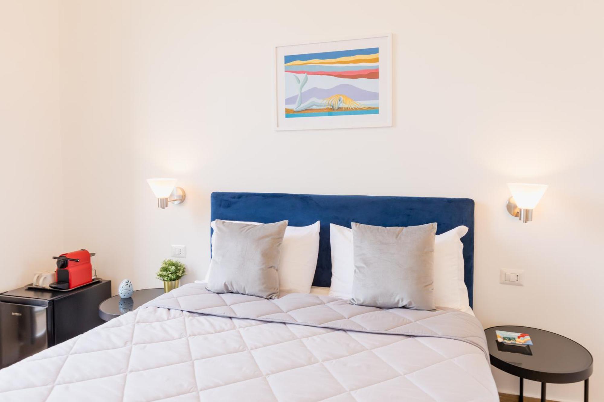 Blu Parthenope Suites Naples Extérieur photo