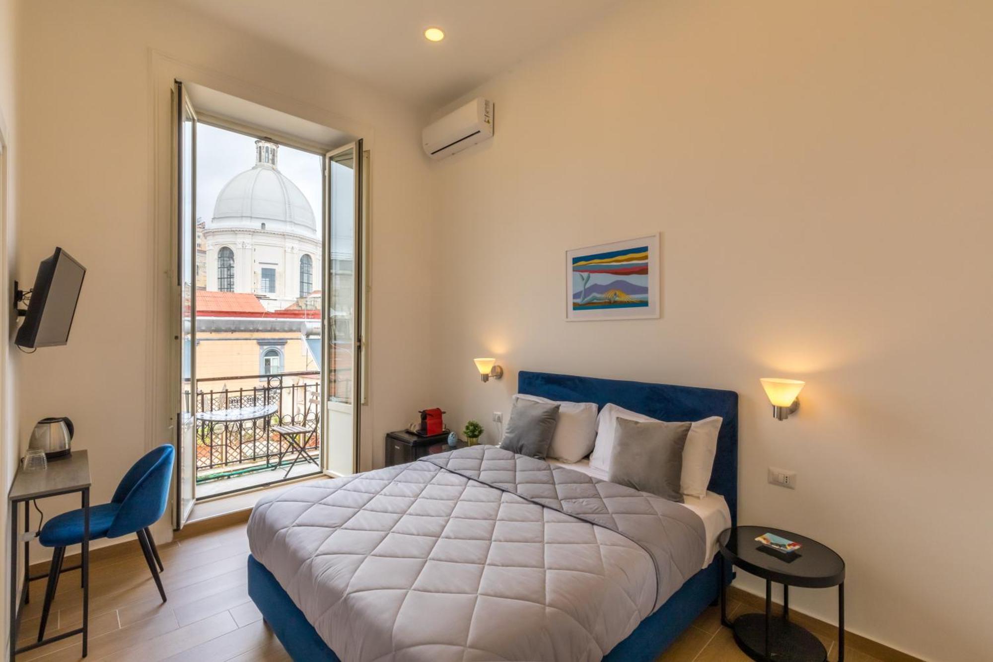 Blu Parthenope Suites Naples Extérieur photo